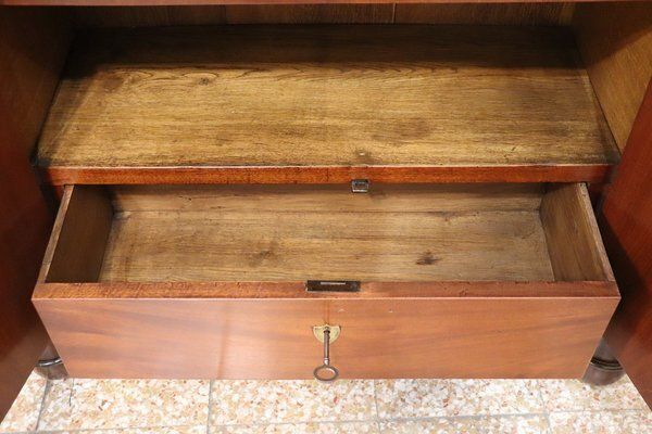 photo vinterior Antique Secretary, 19th Century