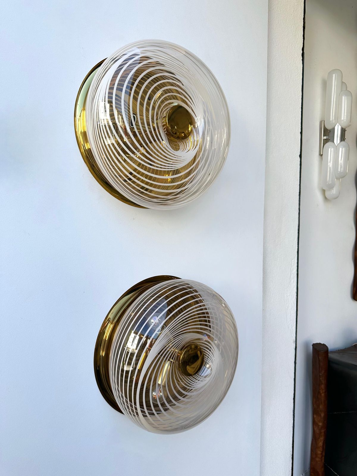 Pair Of Lucite Spiral And Brass Sconces  Italy, 1970s photo vinterior
