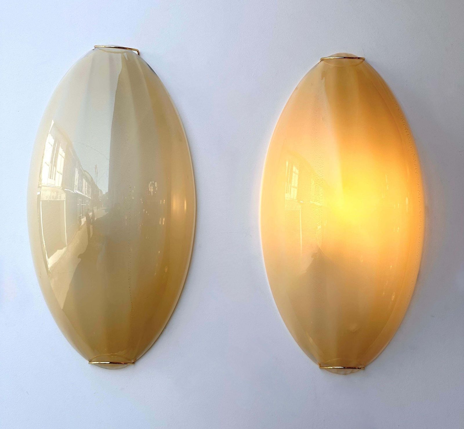 photo furniture Contemporary Pair Of Yellow Gold Leaf Murano Glass And Brass Sconces, Italy