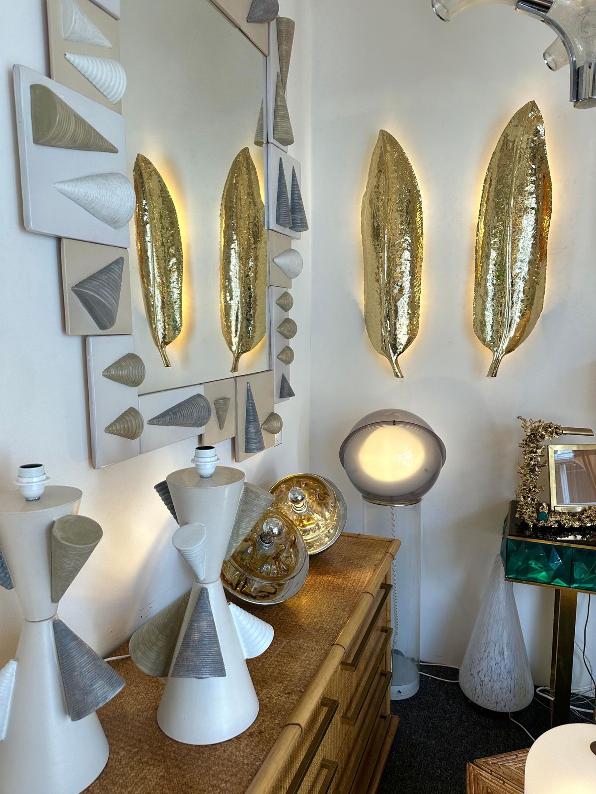 Large Contemporary Pair Of Brass Palm Sconces, Italy photo Lighting