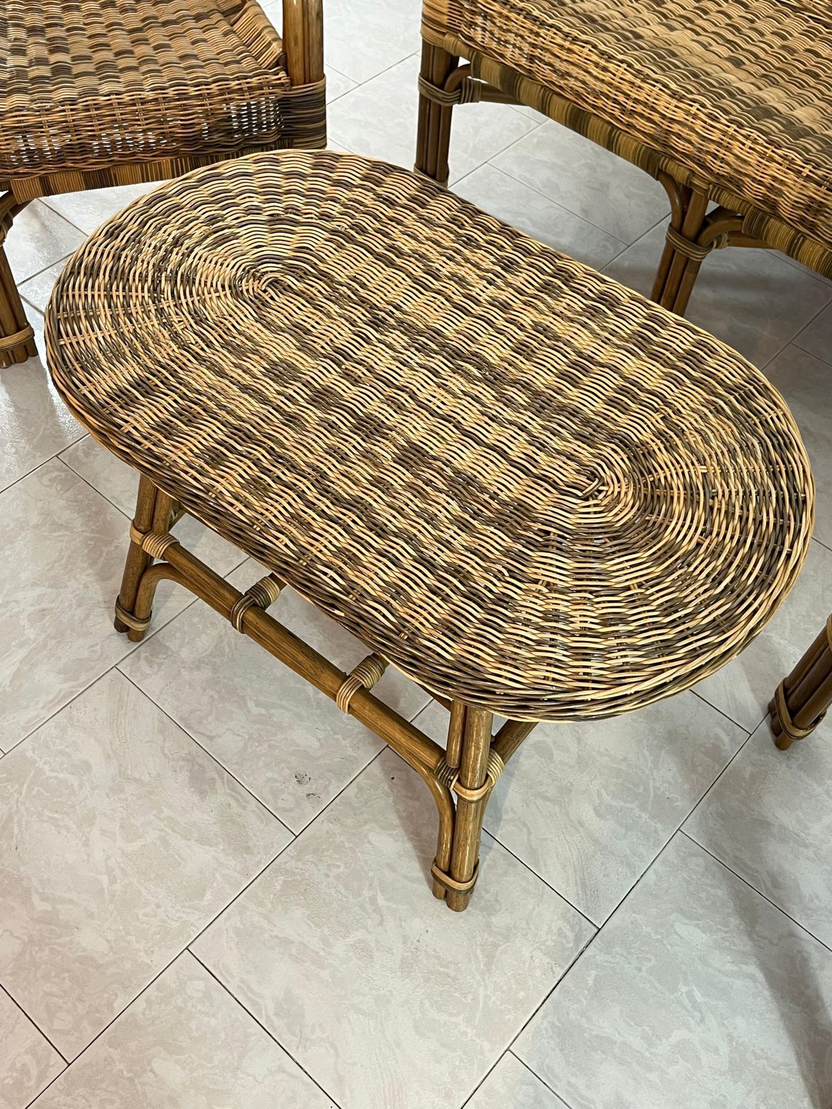 photo vinterior Set Of 4 Wicker Sofa Armchairs Coffee Table Made In Italy 1960s
