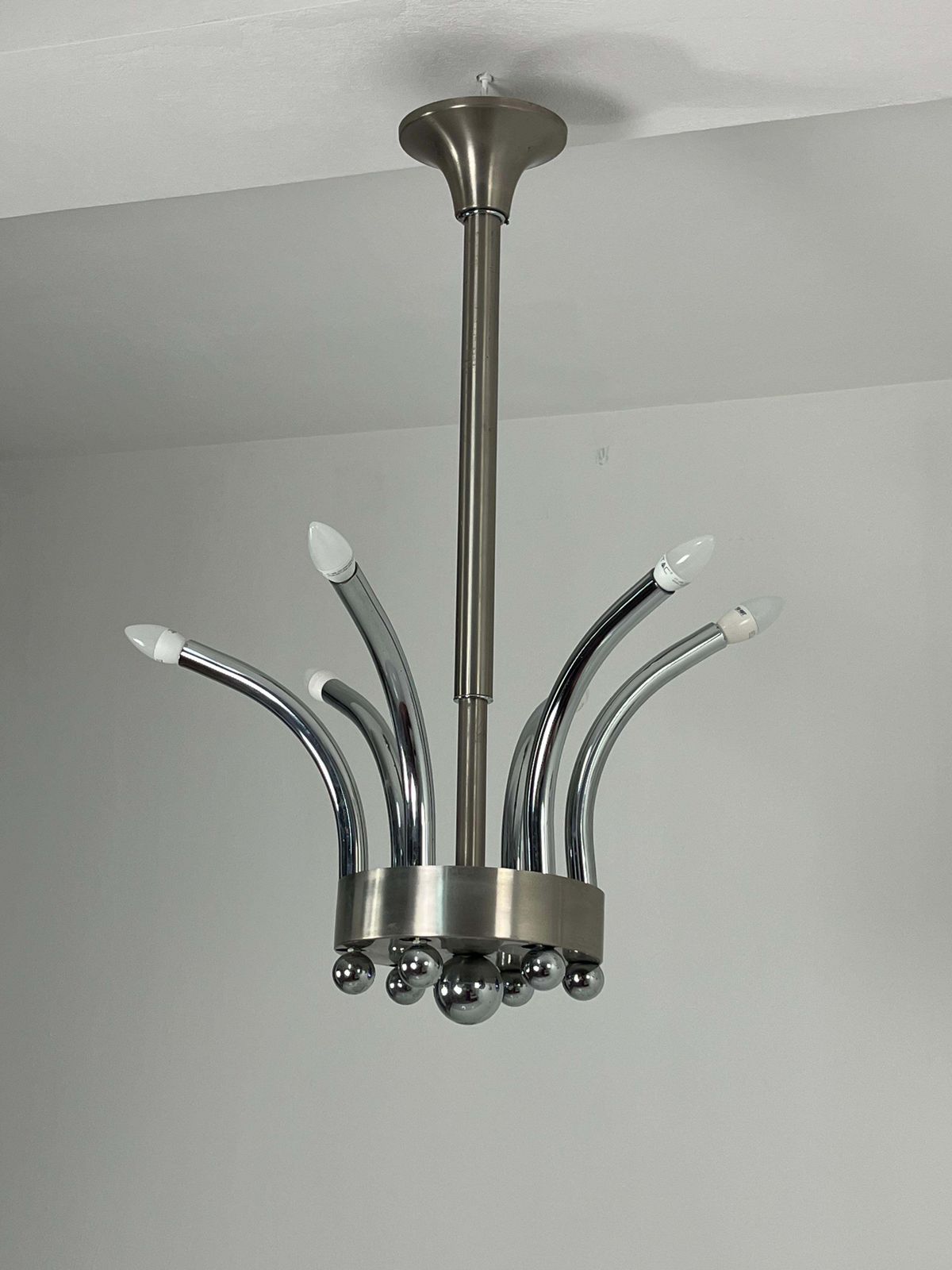 Set Of 2 Height Adjustable Chrome Metal Chandeliers Gaetano Sciolari 1970s photo furniture