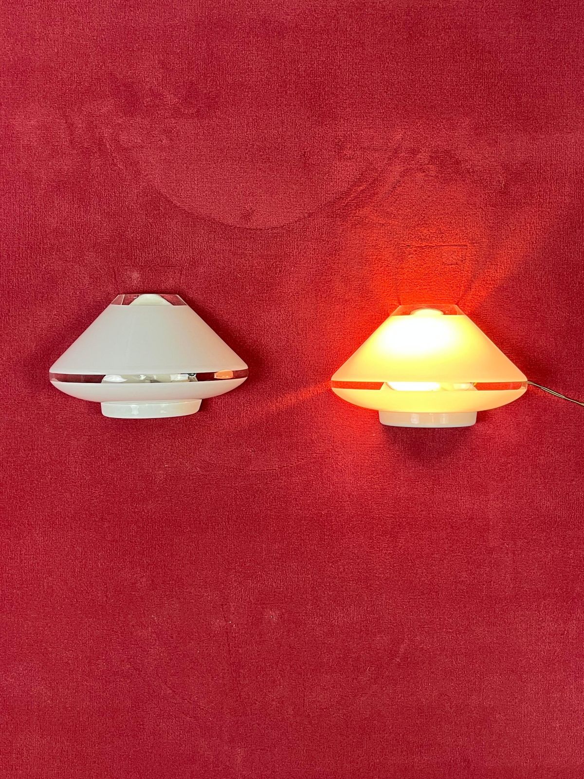 Set Of 2 Mid Century Italian Murano Glass Wall Lamps, 1960s photo furniture