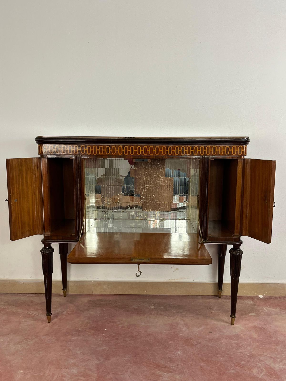 Mid Century Italian Bar Cabinet, Glass Top And Brass Feet, 1950s photo Furniture