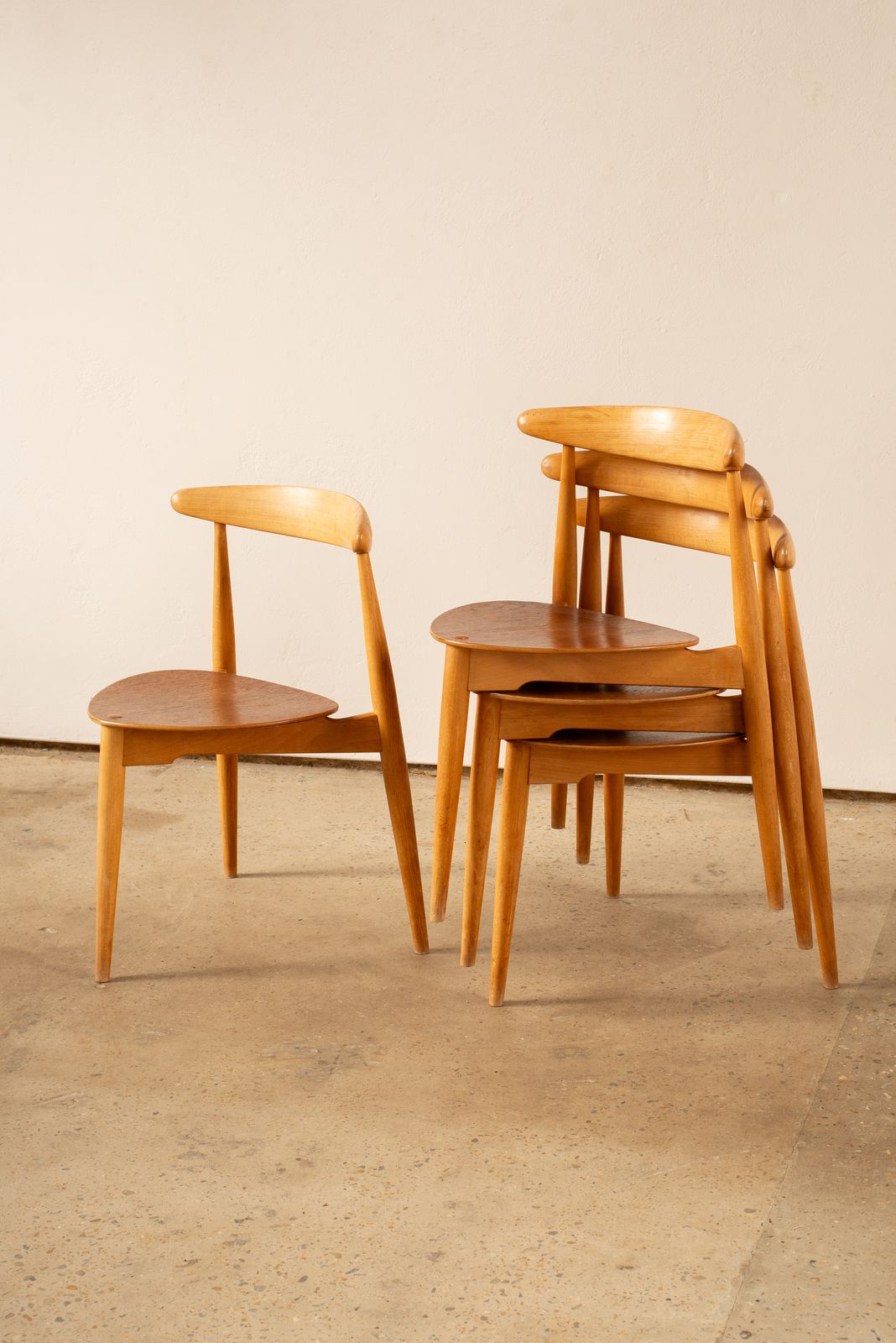 Set Of 4 Hans Wegner Fh4103 Heart Chairs C1960f photo furniture