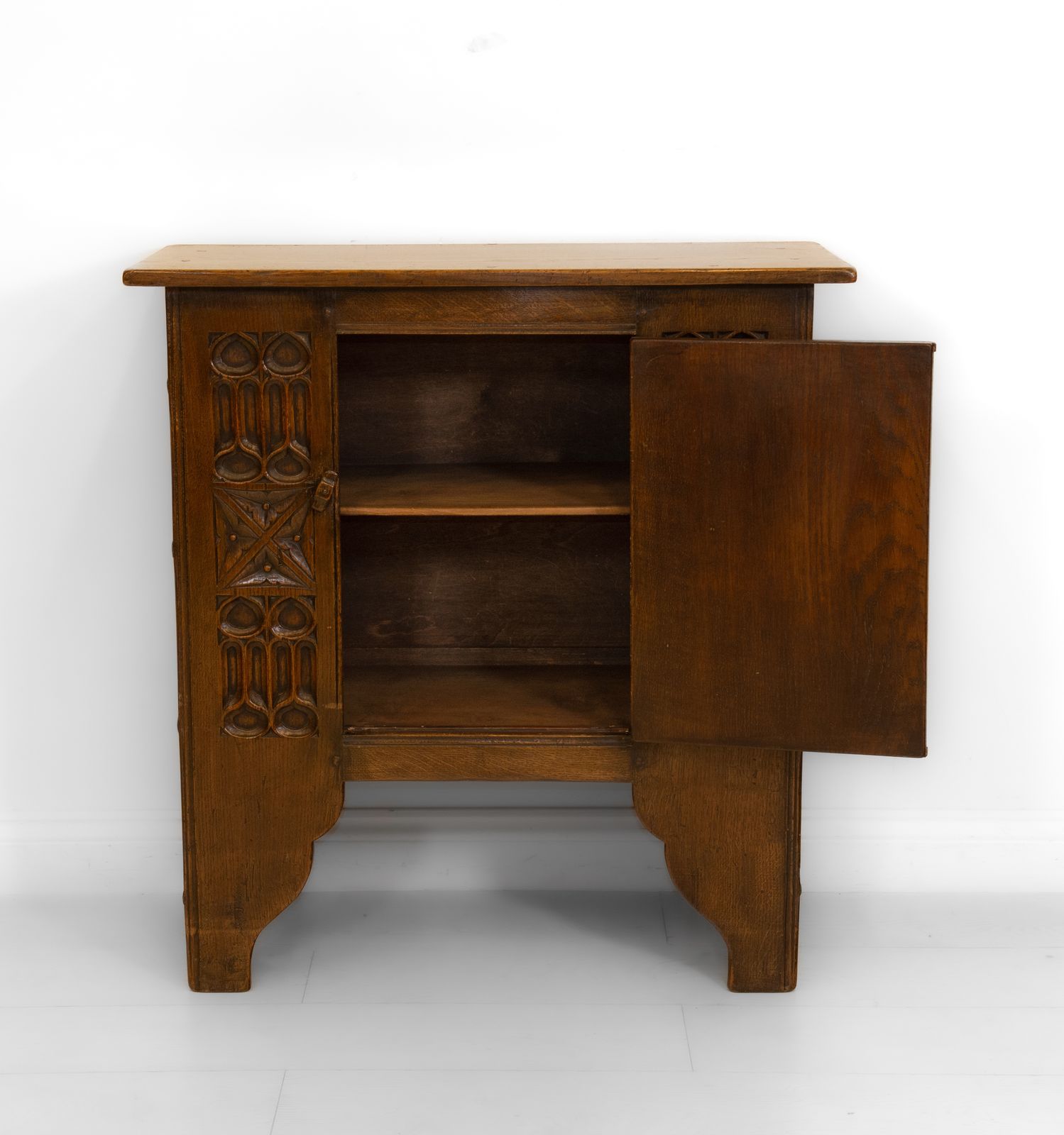 975.0 Gothic Revival Carved Oak Cabinet 20th Century photo