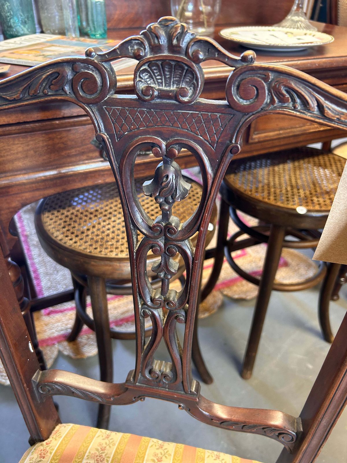 A Pair Of Pretty Pink Fabric Carved Wood Edwardian Chairs photo furniture