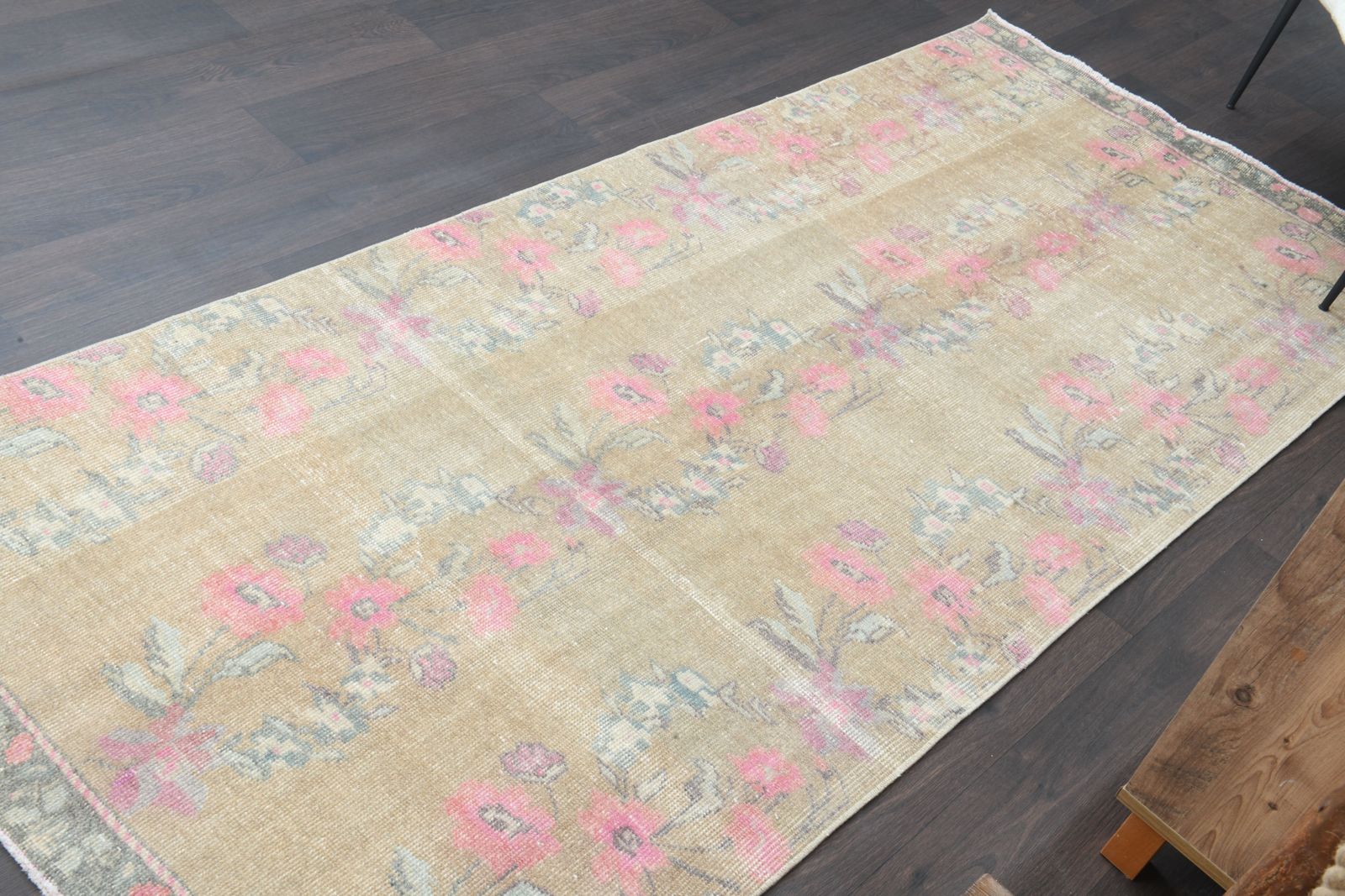 photo furniture 3'5x8'1 Ft, Floral Beige Vintage Turkish Runner, Rugged Kitchen Rug, Runners Stairs, Farmhouse Decor, Washable, Eclectic, Handmade Oushak Rugs, Wool