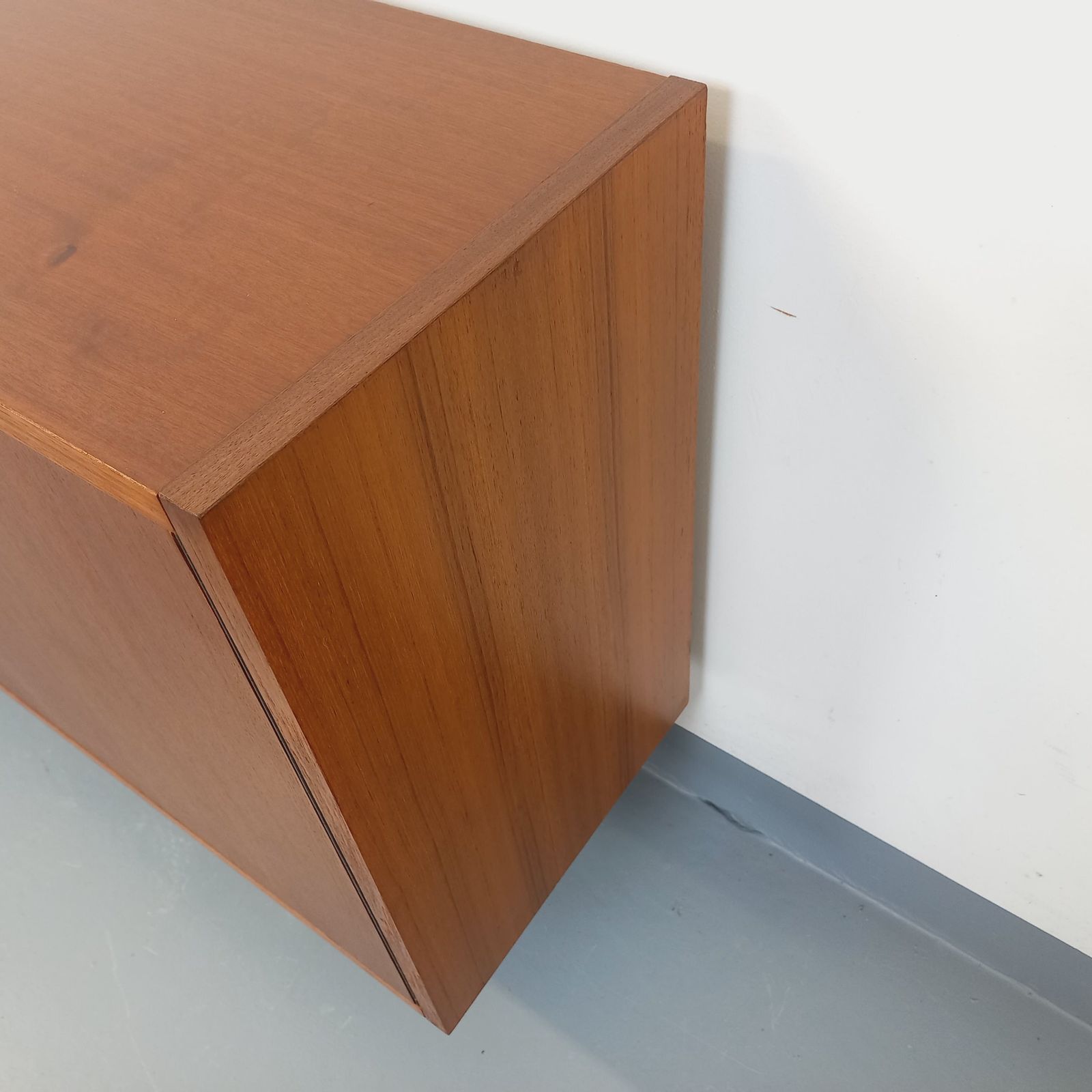 photo furniture Modernist Sideboard In Teak With Black Metal Legs