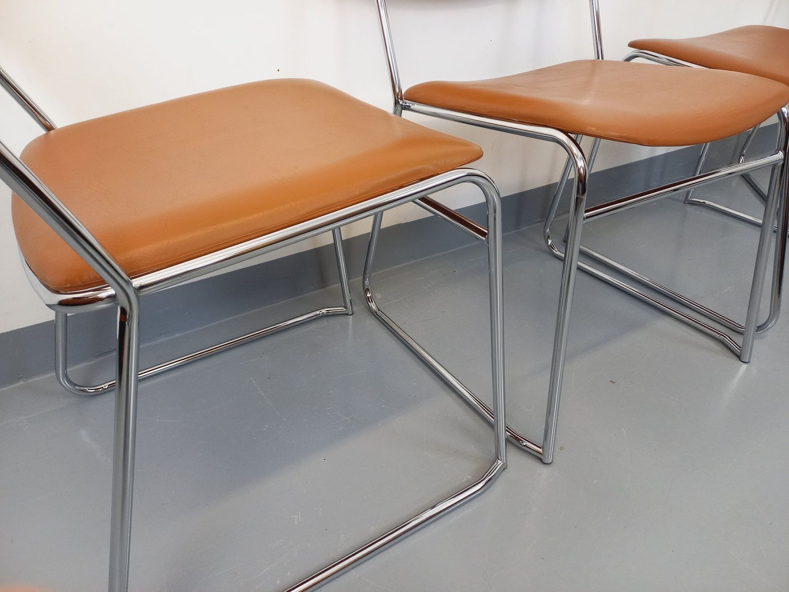 4 Chrome Metal And Cognac Leatherette Sled Chairs photo buy