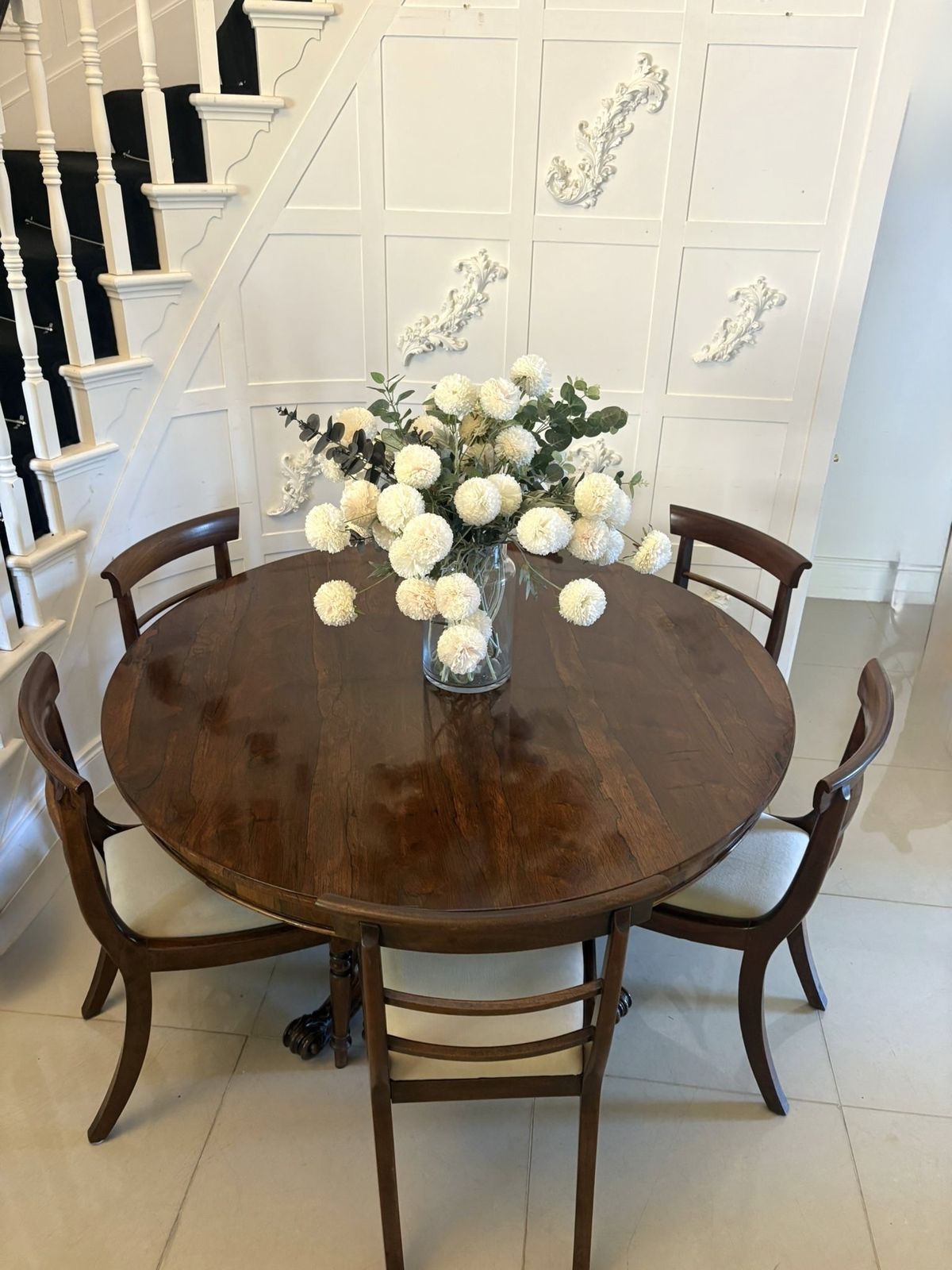 photo furniture Outstanding Quality Antique 19th Century Carved Rosewood Circular Dining Table