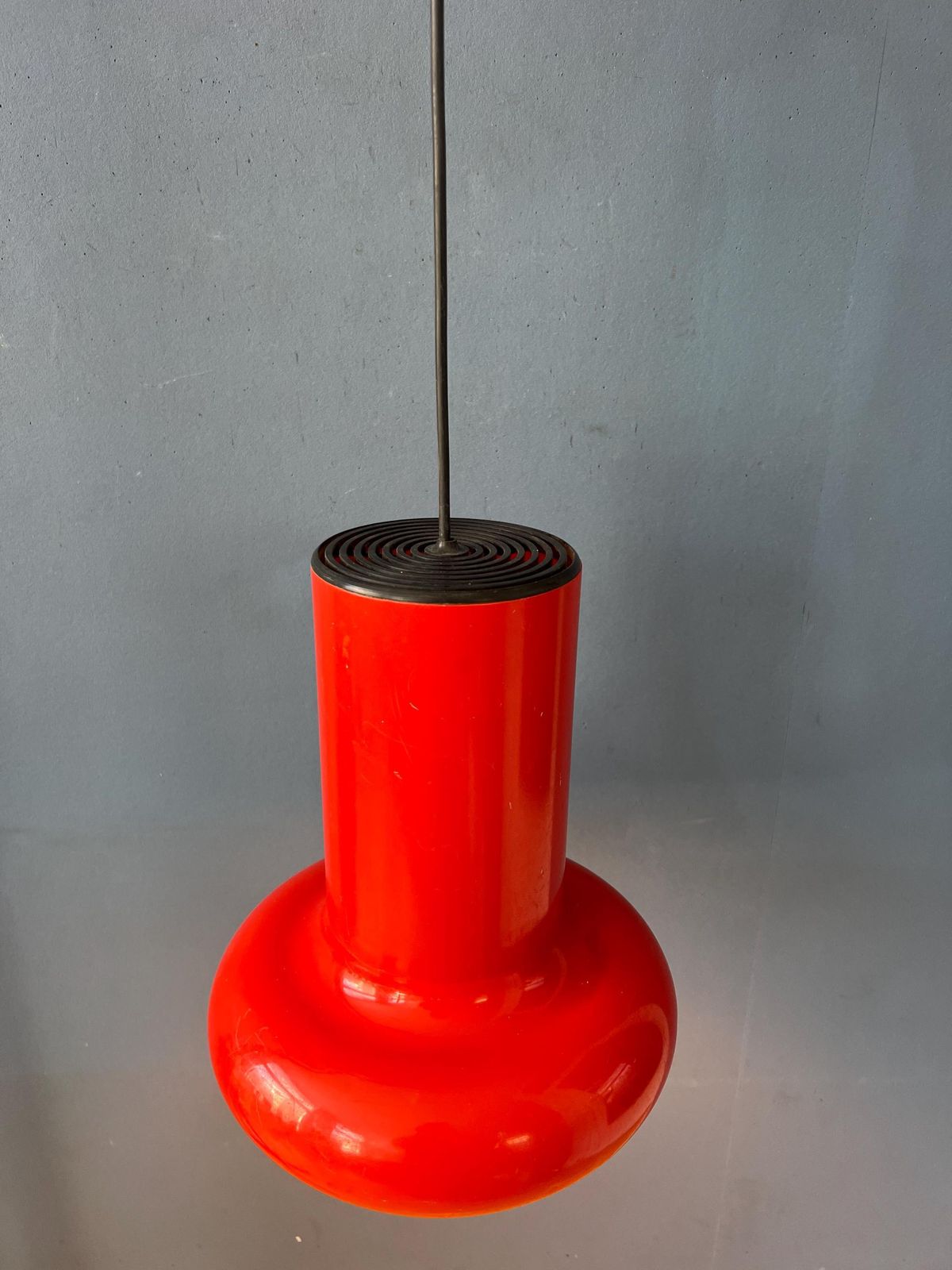 Vintage Rood Space Age Kegelvormige Hanglamp photo Verlichting