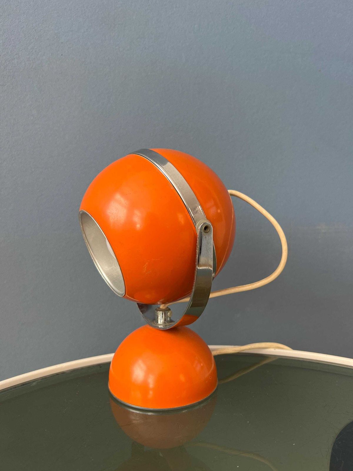 Orange Mid Century Space Age Eyeball Table Lamp photo vinterior