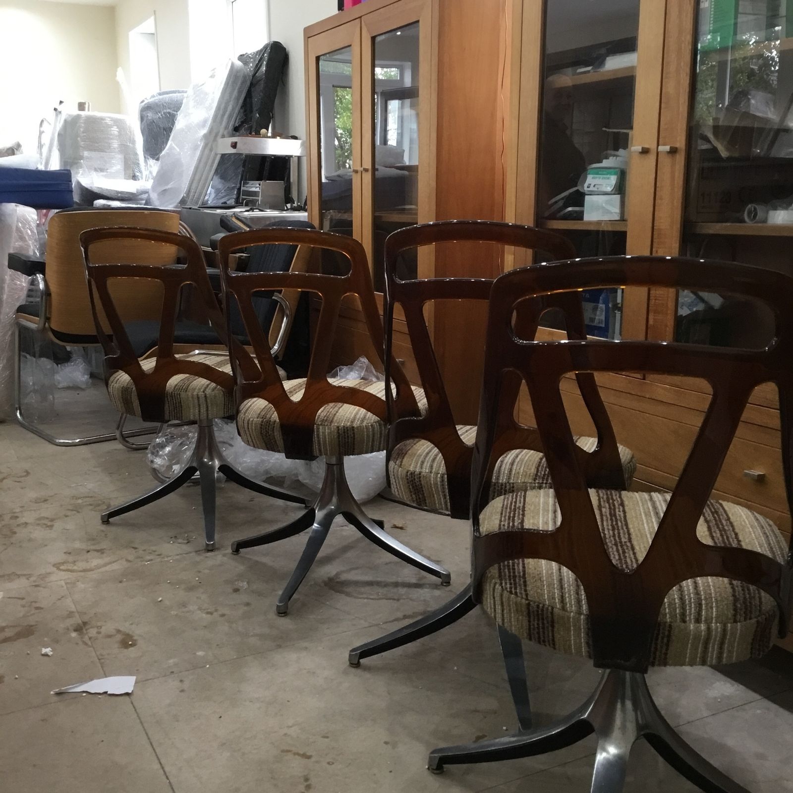 This Lovely Set Of Grafton W1s Stamped Est 4001 Model Dining Chairs Circa 1960. photo 745.0