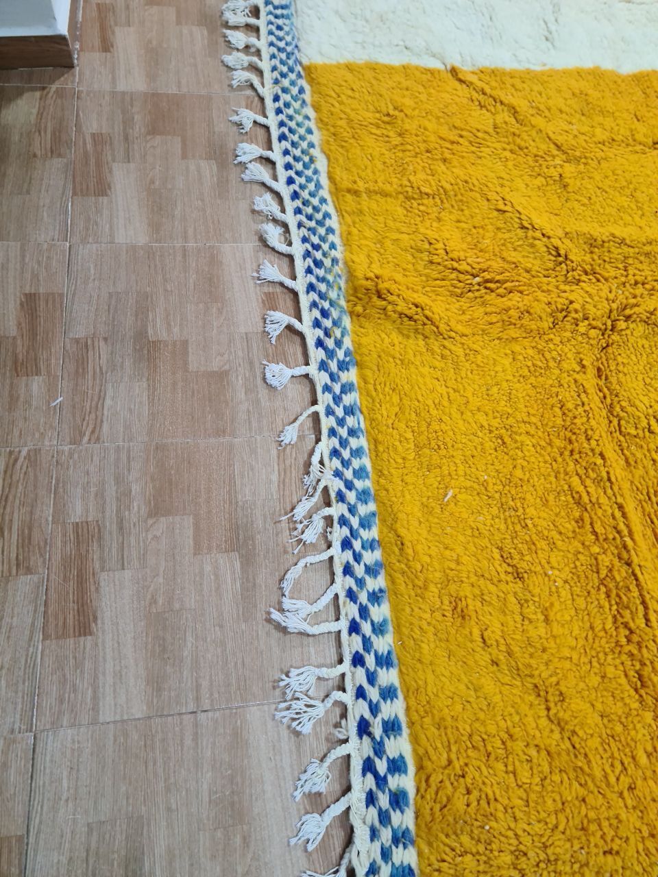 Large Handwoven Beni Ourain Moroccan Rug – 400x270 Cm – Abstract Geometric Design In Mustard, Cream & Indigo photo vintage