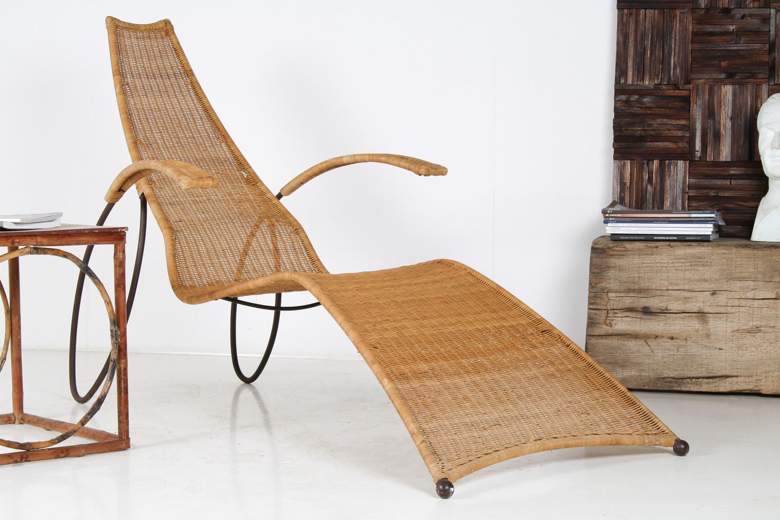 1930s Modernist Wrought Iron Frame Wicker Sun Longer Chaise With Arms And Footrest photo furniture