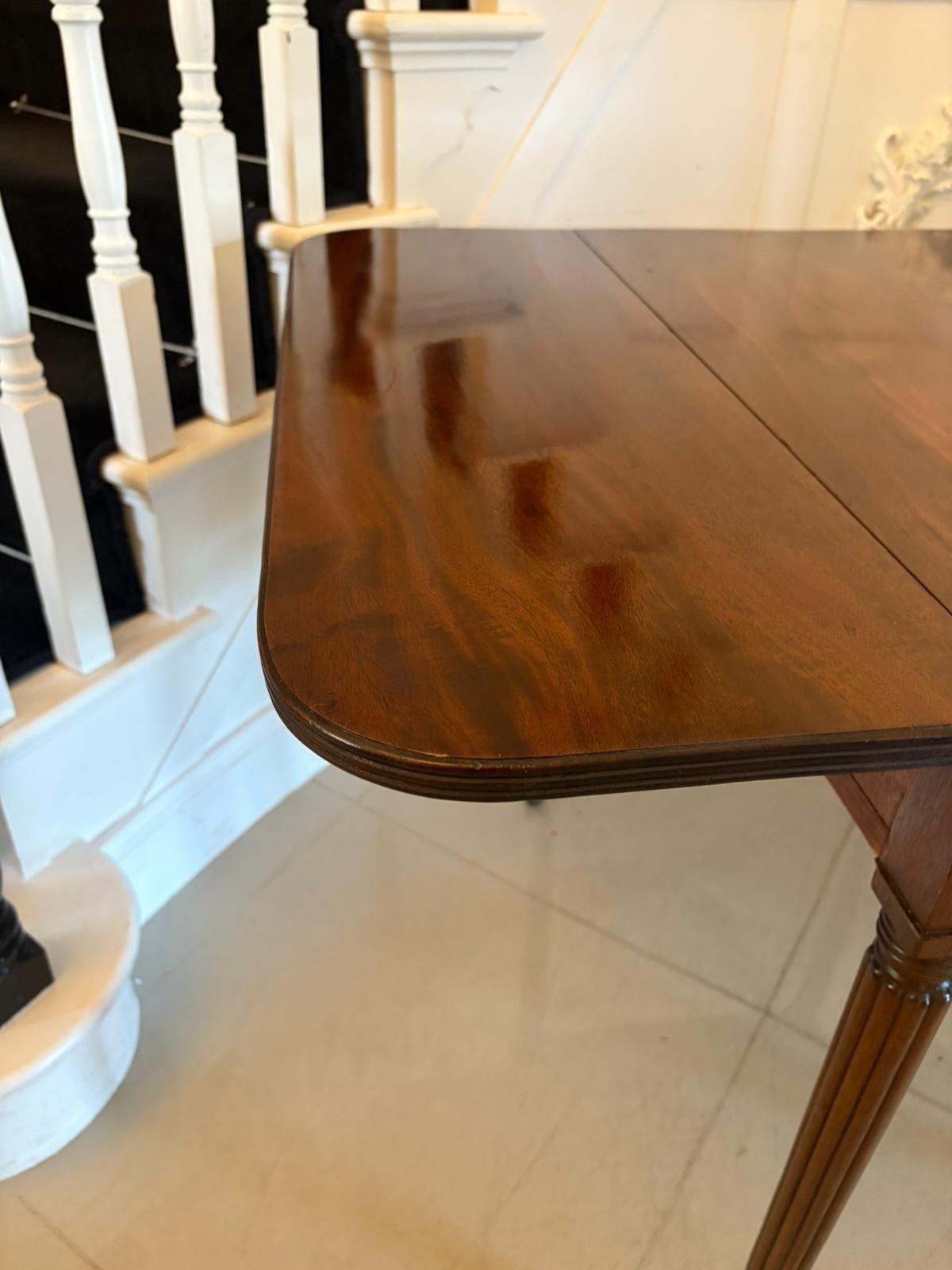 Antique 19th Century Quality Figured Mahogany Pembroke Table photo vinterior