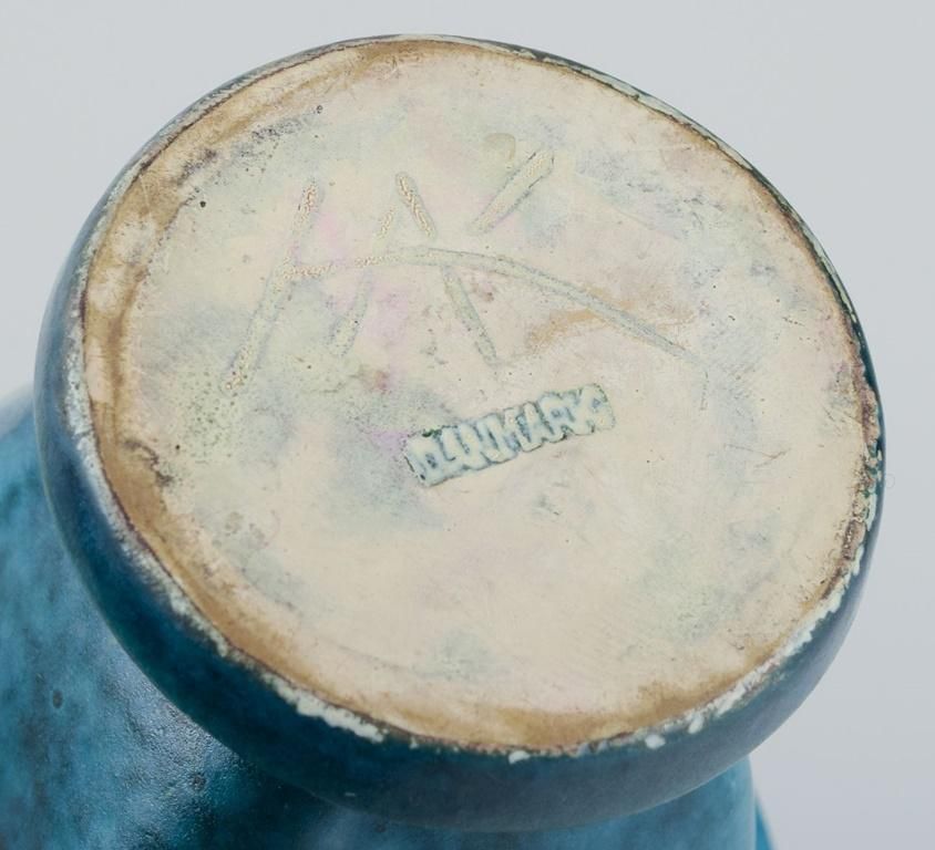 Svend Hammershøi For Kähler, Denmark. Small Ceramic Vase With Organic Shape. photo vinterior