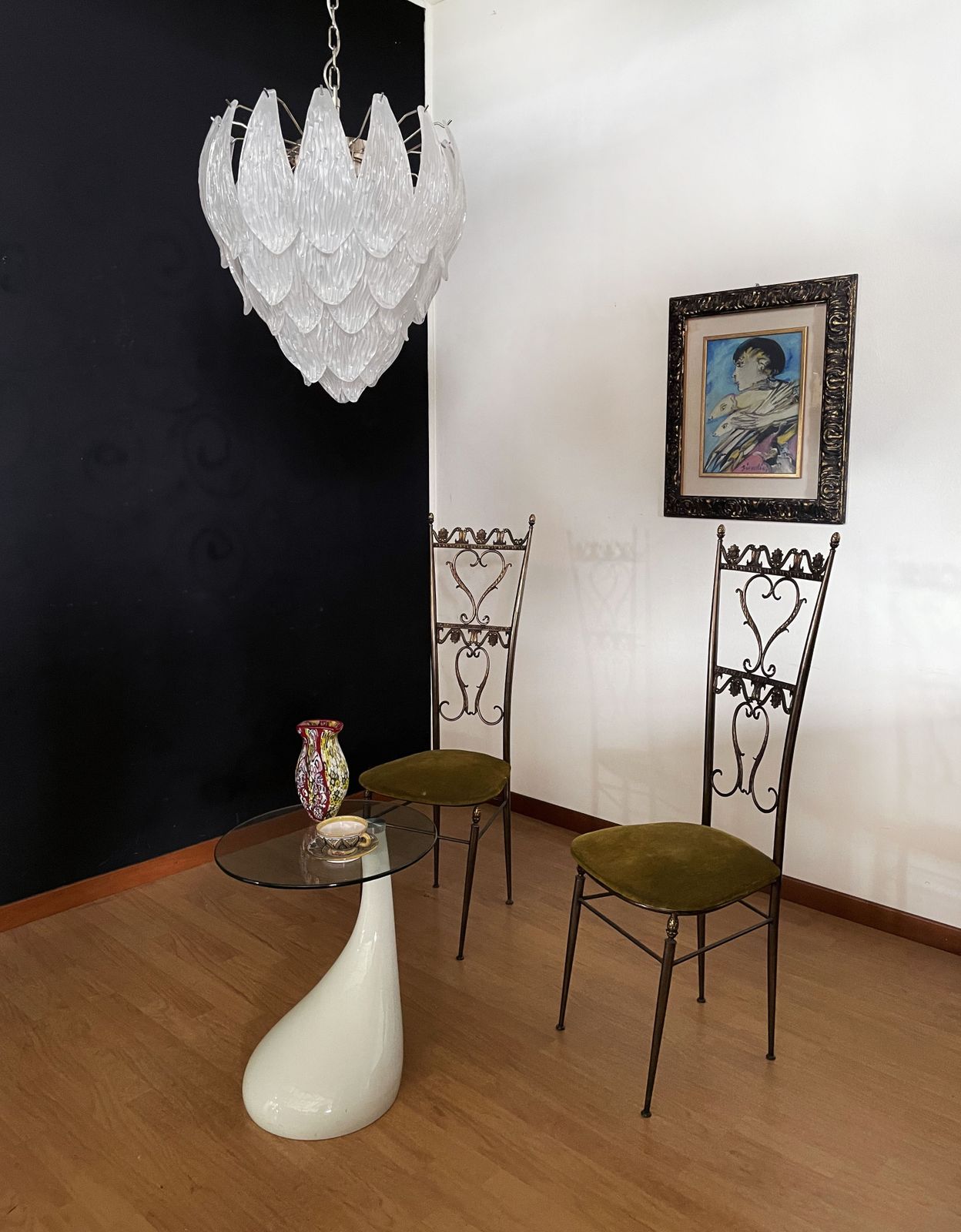 photo vinterior Italian Vintage Murano Chandelier   Frosted Carved Glass Leaves