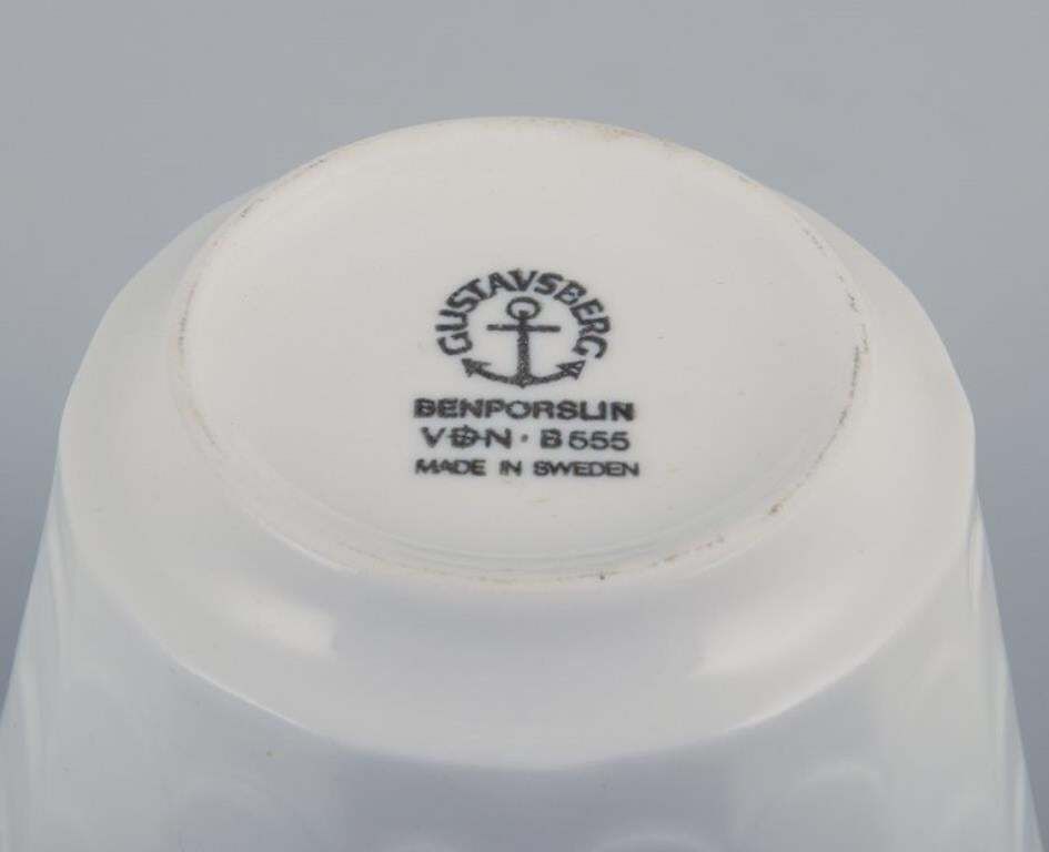Wilhelm Kåge For Gustavsberg. Six White Porcelain Plant Pots. Swedish Design. photo vinterior