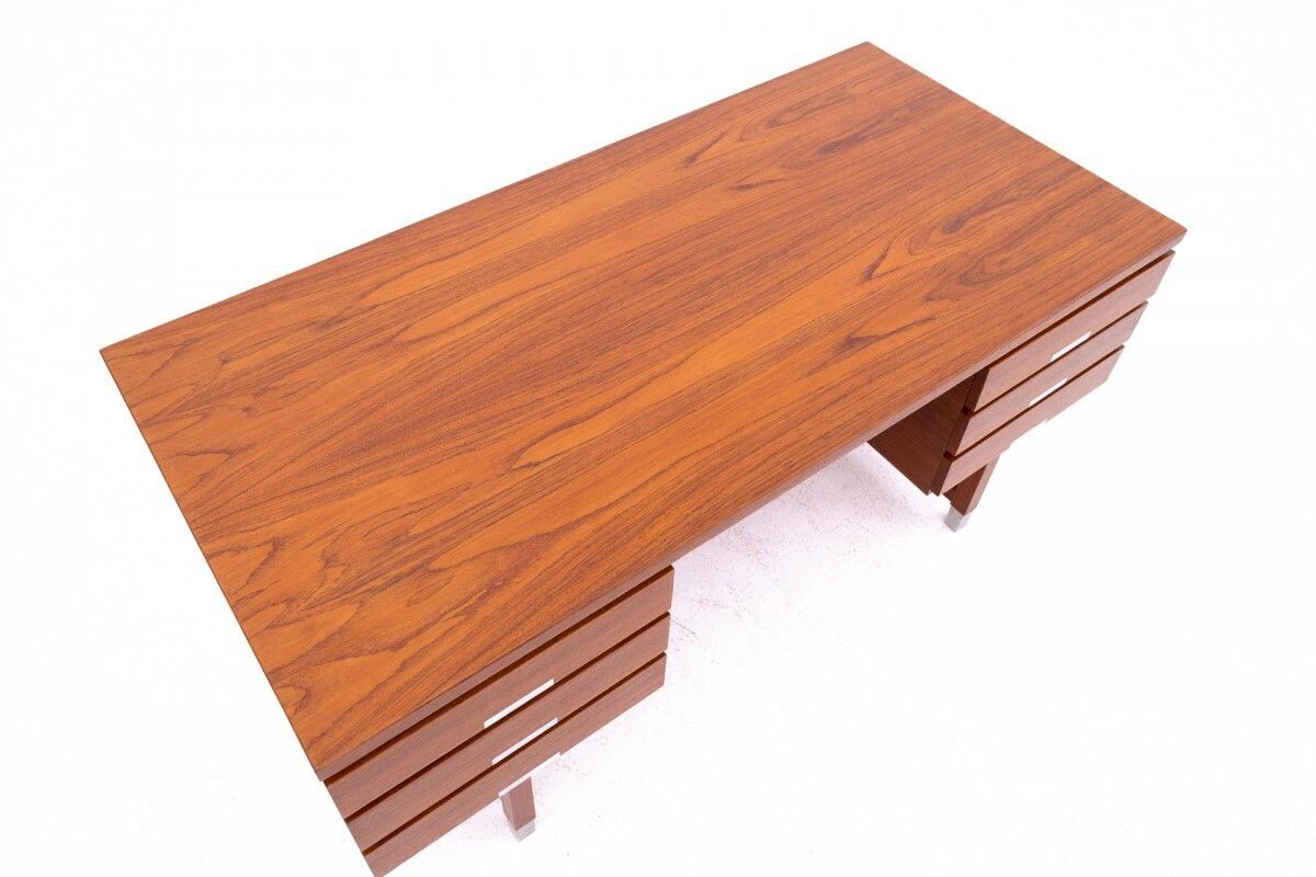 Teak Desk, Eigil Petersens Mobelfabrik, Denmark, 1960s. After Renovation. photo buy