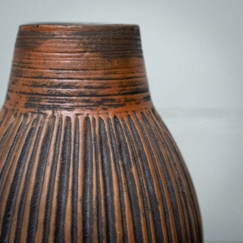Rare Brutalist Red And Black Vase   7713 20   Carstens Tönnieshof   C1970s photo Home Decor