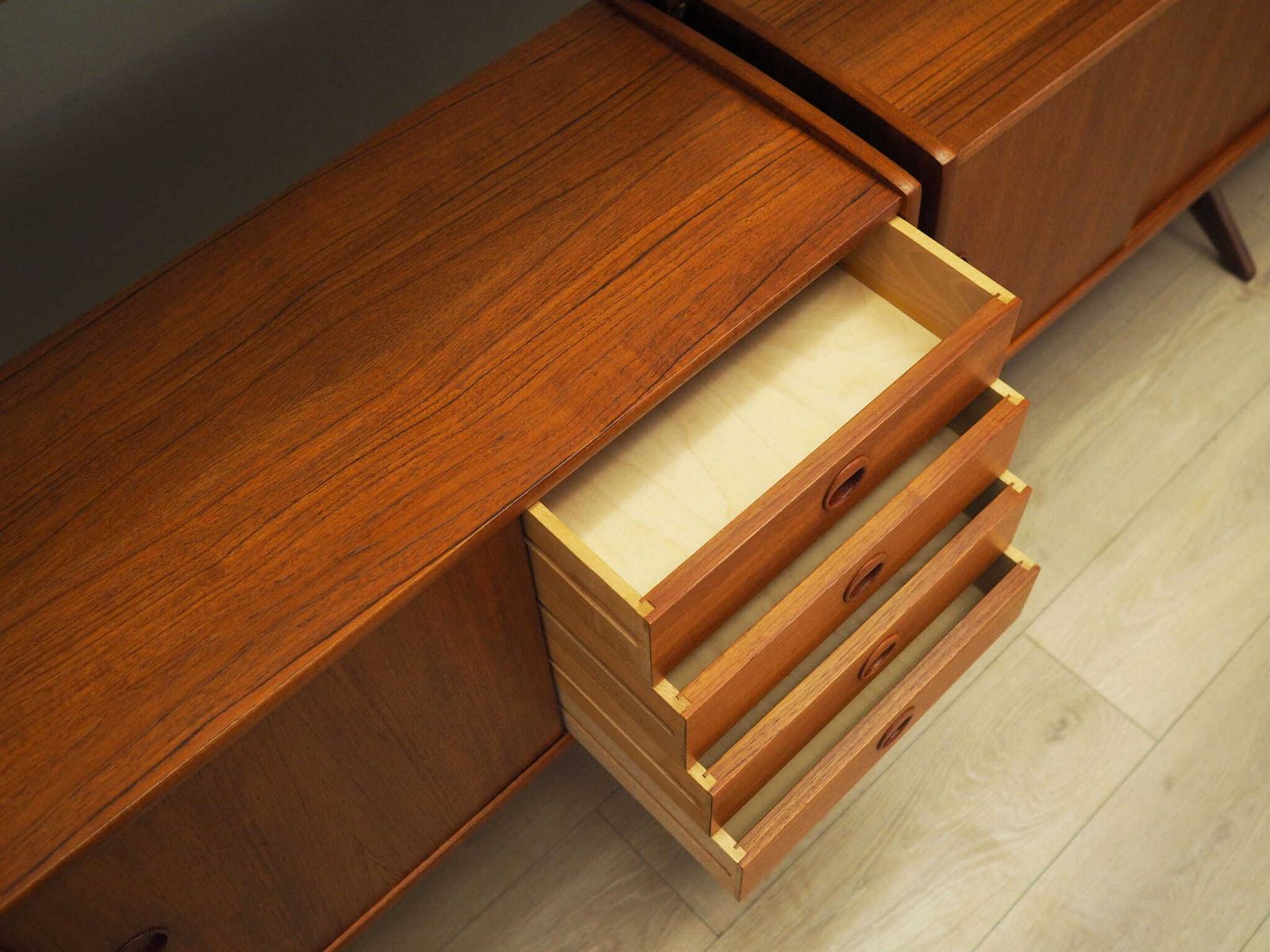 4549.0 Teak System Bookcase, Norwegian Design, 1960s, Production: Blindheim Mobelfabrikk, Designer: John Texmon & Einar Blindheim photo