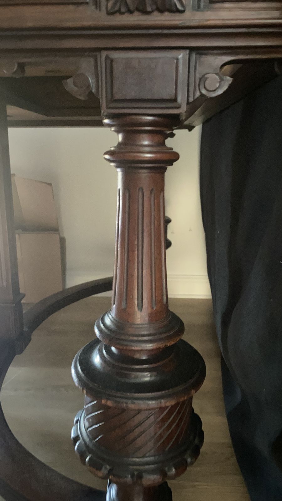 Matching Dining Set 8 Seats