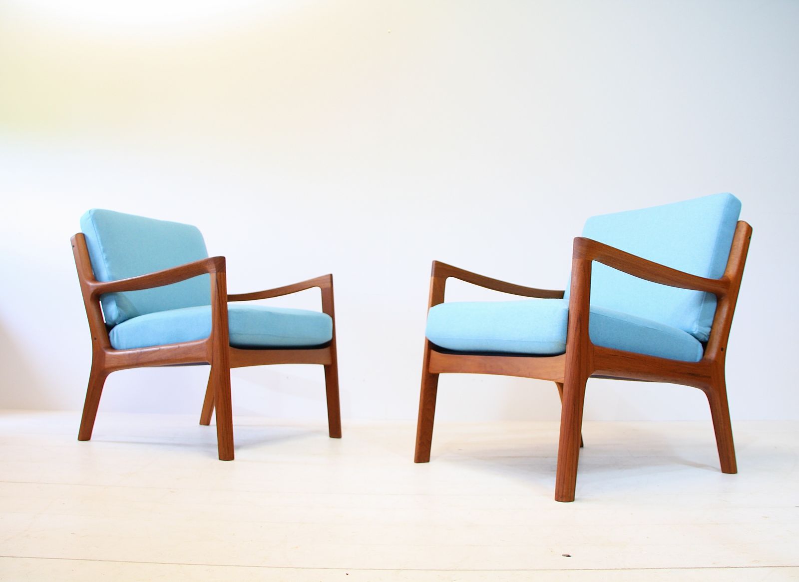 2 Ole Wanscher Senator Armchairs For France & Son Fd166   Teak Blue photo furniture