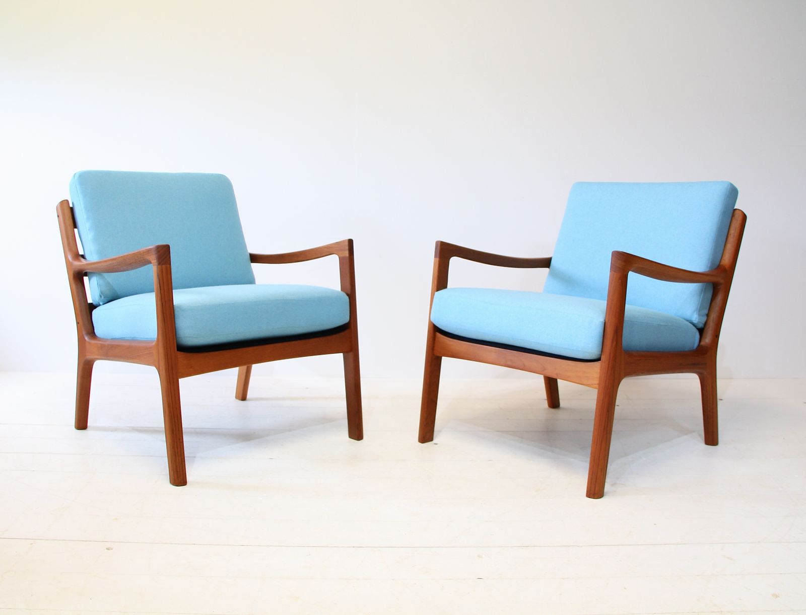 2 Ole Wanscher Senator Armchairs For France & Son Fd166   Teak Blue photo 1995.0