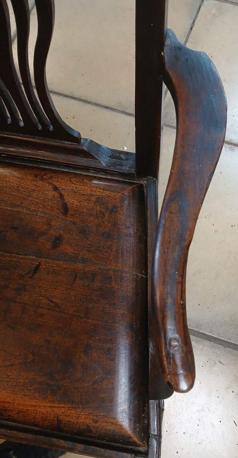 photo furniture Unique & Rare Antique George III Oak Country Arm Chair Circa 1730