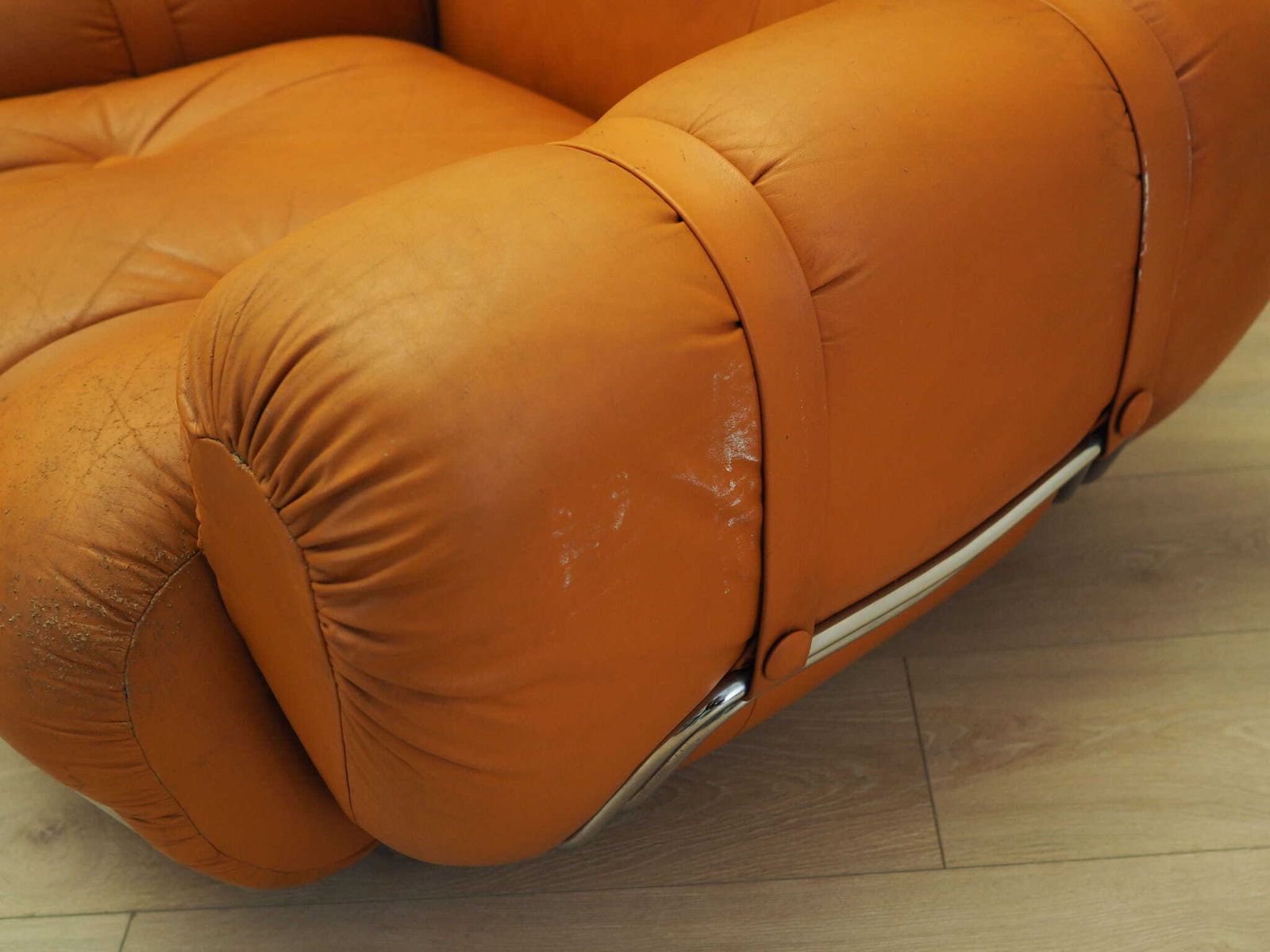 photo vinterior Set Of Orange Armchairs, Space Age Design, 1960s, Production: Italy