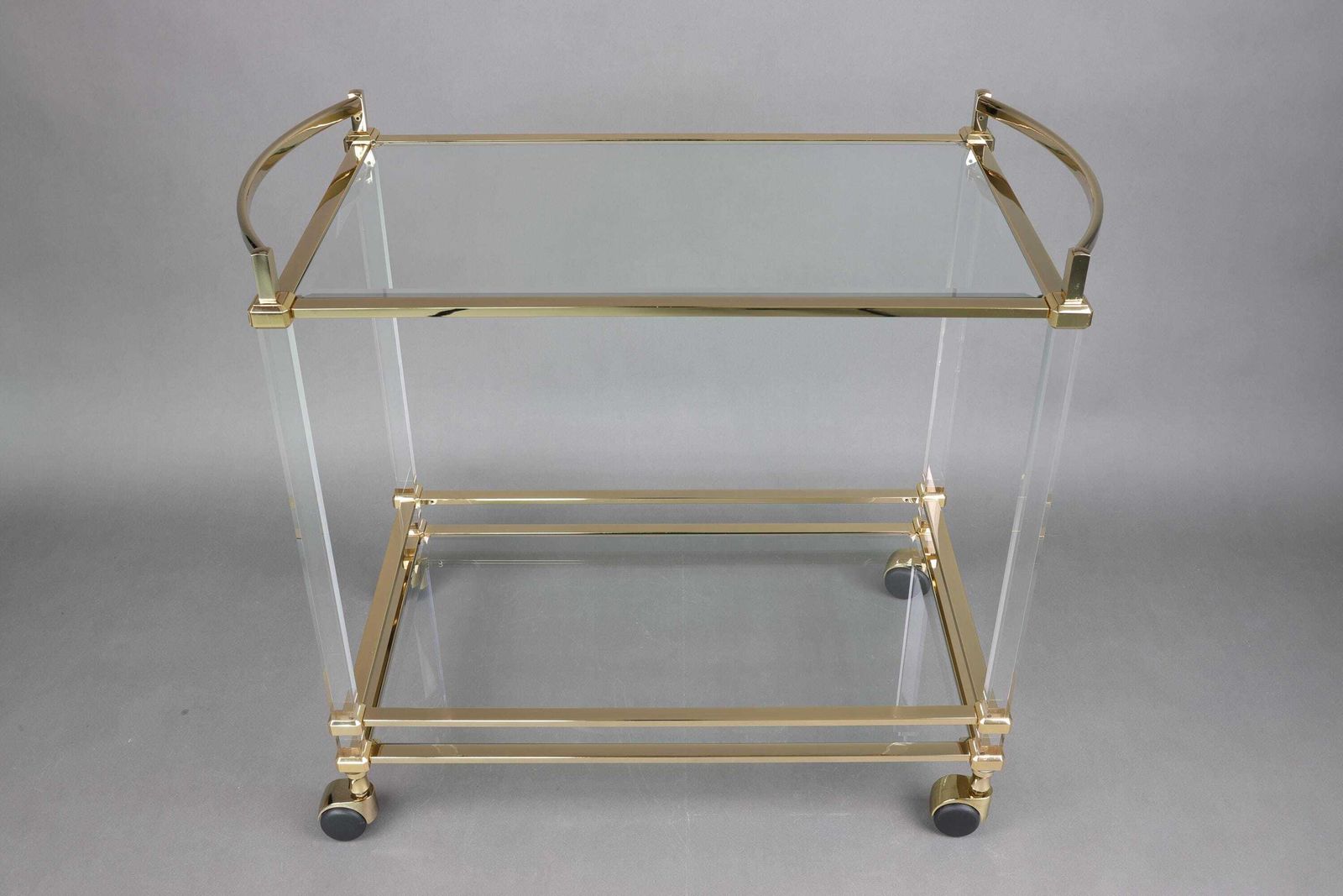 Lucite Bar Cart With Brass Frame | Vintage Hollywood Regency Drinks Trolley | 1970s Glass & Brass Serving Cart | Mid Century Modern photo vinterior