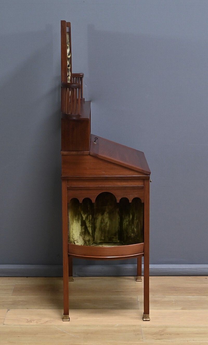 2220.0 Rare English Mahogany Bonheur Du Jour, Lazarus & Cie, Calcutta – 2nd Half Of The 19th Century photo