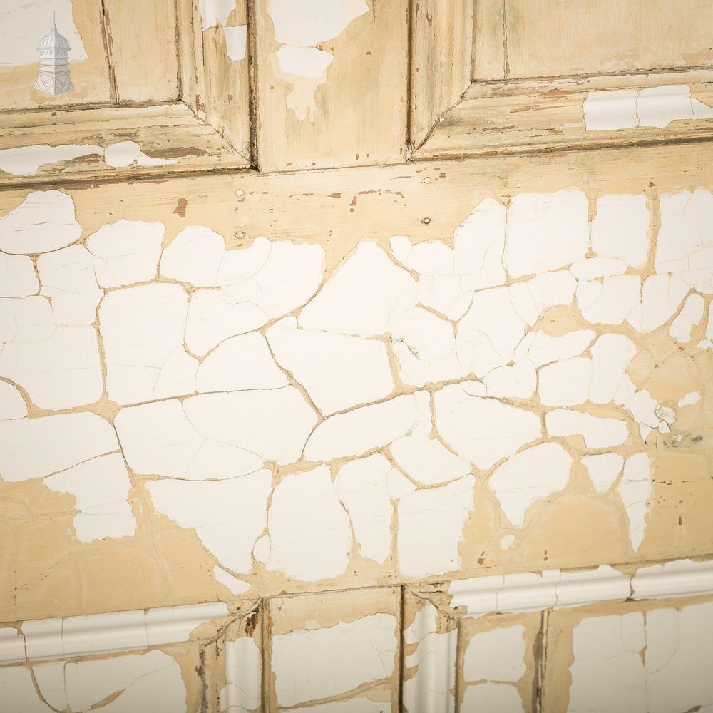 Reclaimed 4 Panel Door – Cracked White Paint photo buy