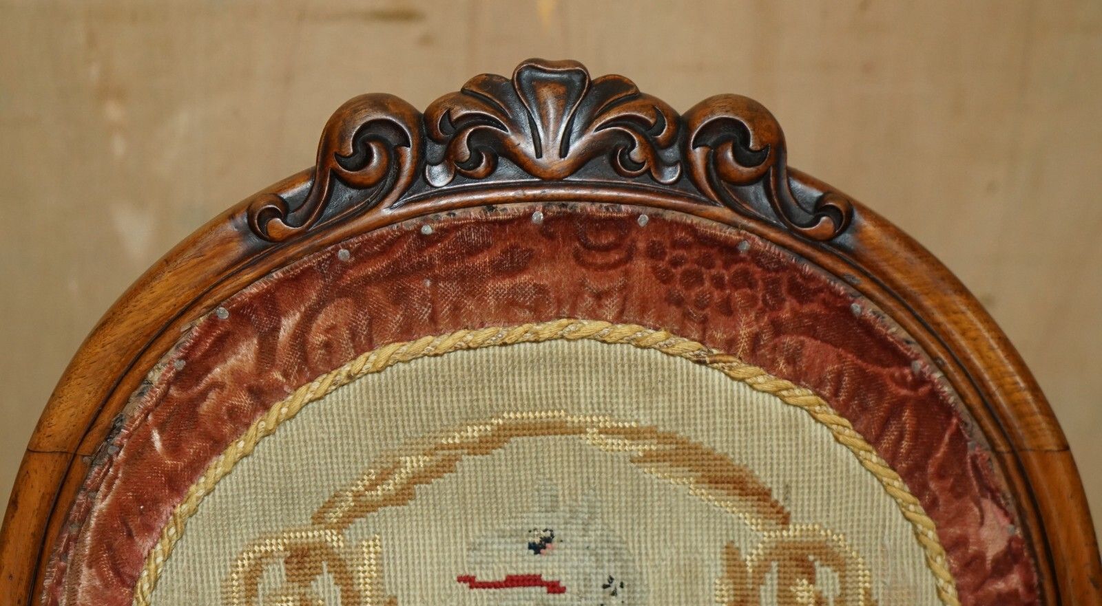 Antique Pair Of C Hindley &Amp; Sons Armorial Coat Of Arms Crests French Armchairs photo vintage
