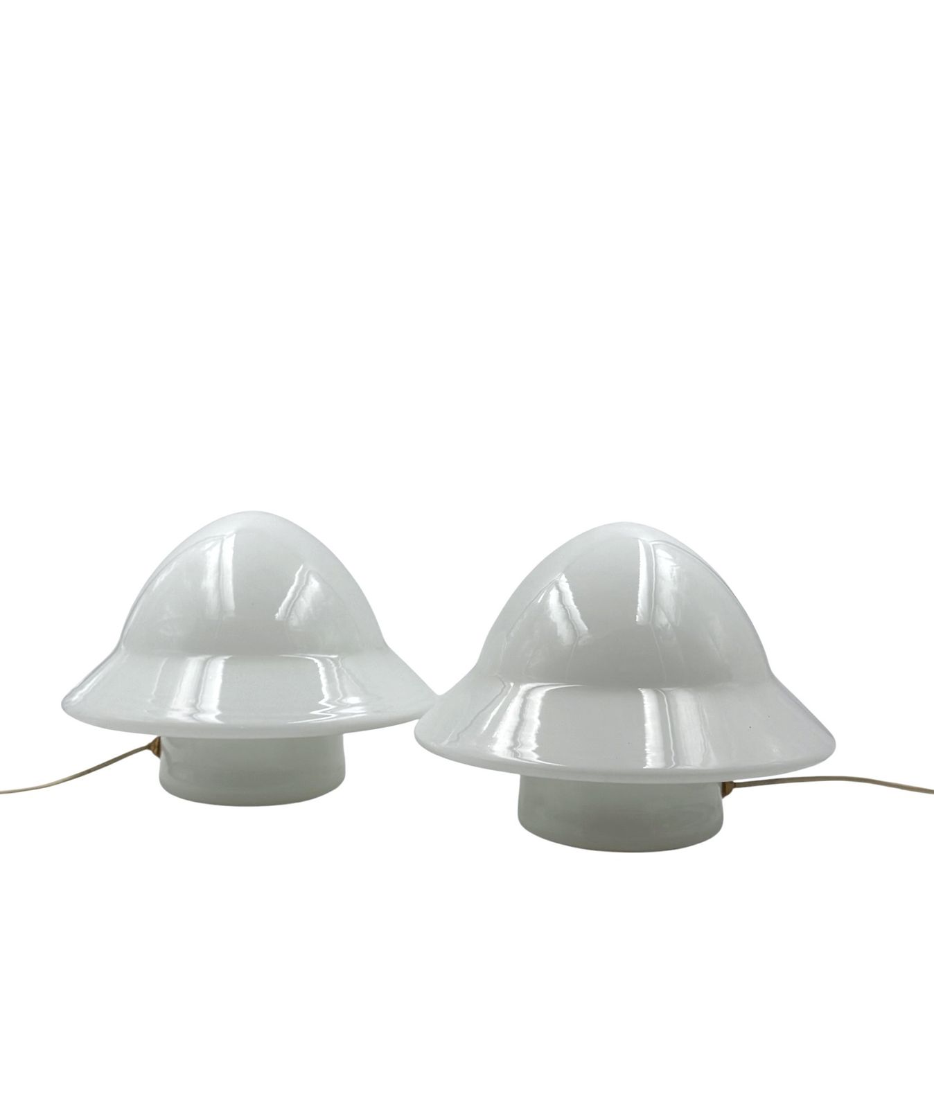 Space Age Set Of 2 Opaline Glass Table Lamps, Italy 1970s photo vinterior