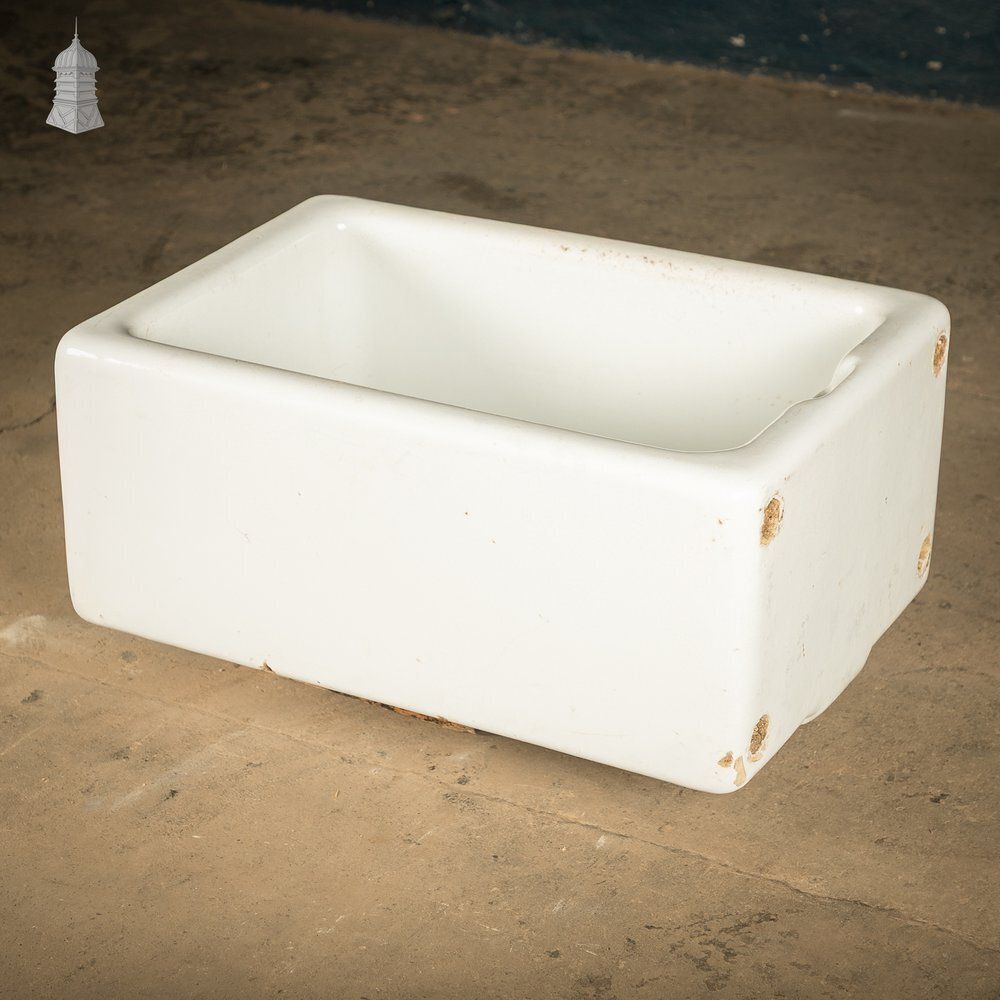 Belfast / Butler Sink, Worn Finish, Weir Overflow, Tywfords photo furniture