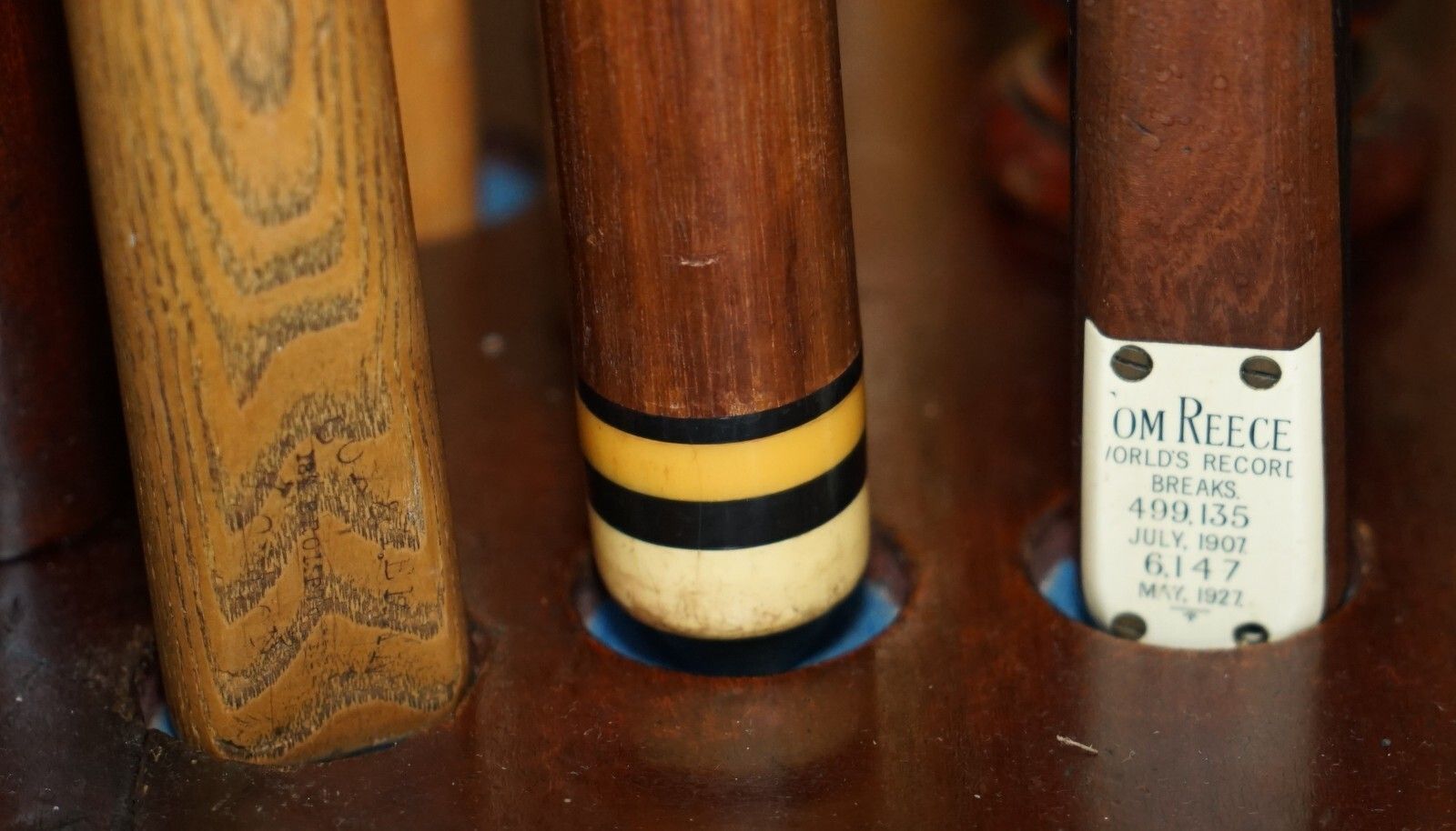 Antique 1880 Mahogany Revolving Snooker Cue Stand 18 Cues Sir William Bentley photo vintage