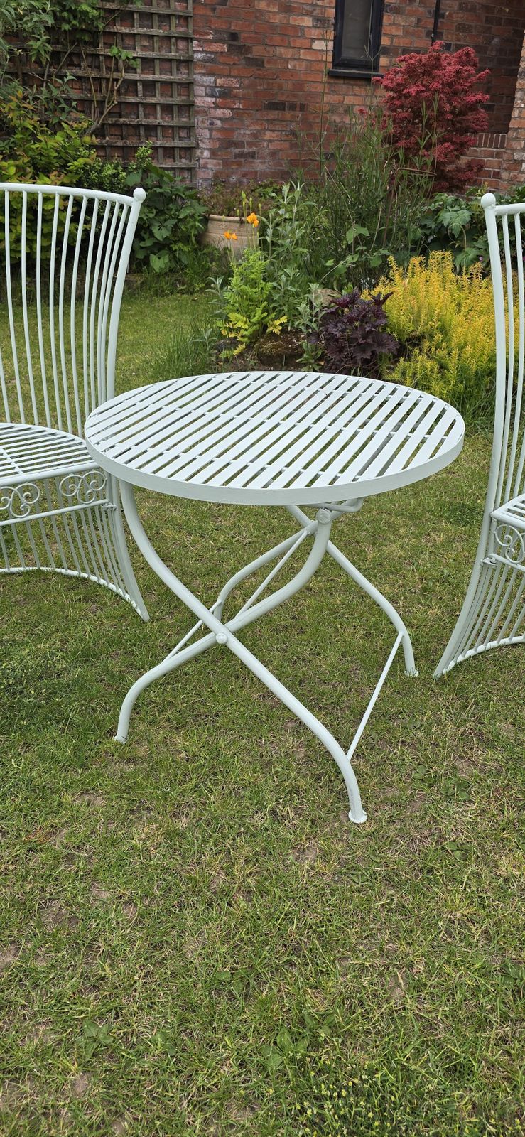 photo furniture Super Art  Deco Cast Iron Patio Set