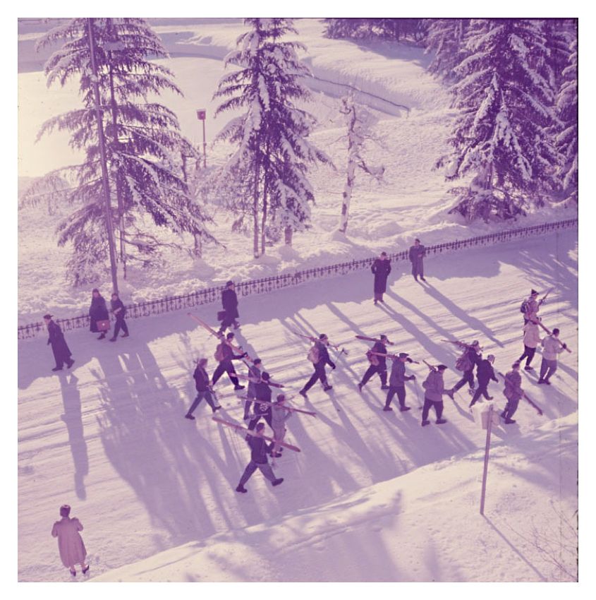 Toni Frissell 'Setting Out ' Unframed Archival Pigment Print photo furniture