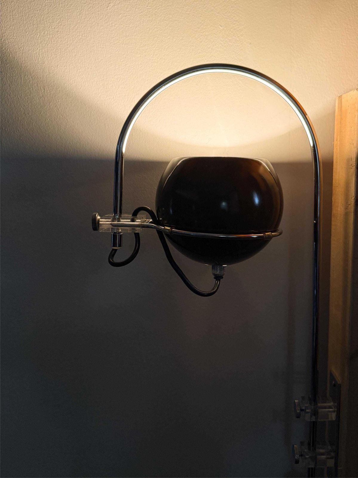 Vintage Mushroom Arc Wall Lamp   Brown / Chrome   Dutch Design By 'Gepo | Posthuma Brothers'   Space Age   Mid Century   Globe   Eye Ball photo vintage