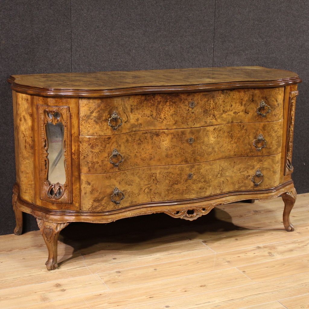 Great Italian Chest Of Drawers From The 20th Century
