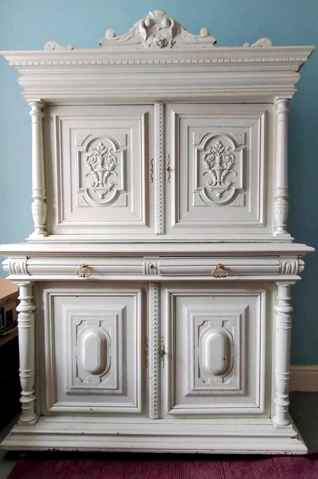 Late 17th Century/Early18th Century French Antique Dresser/Buffet Aux Deux Corps photo vintage