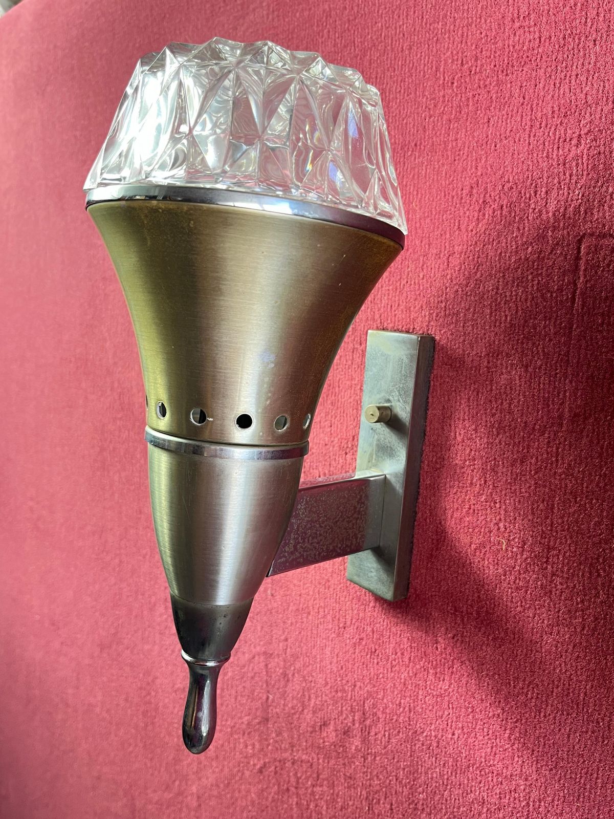 Set Of 5 Mid Century Wall Lamps Attributed To Ignazio Gardella For Azucena 1960s photo vinterior