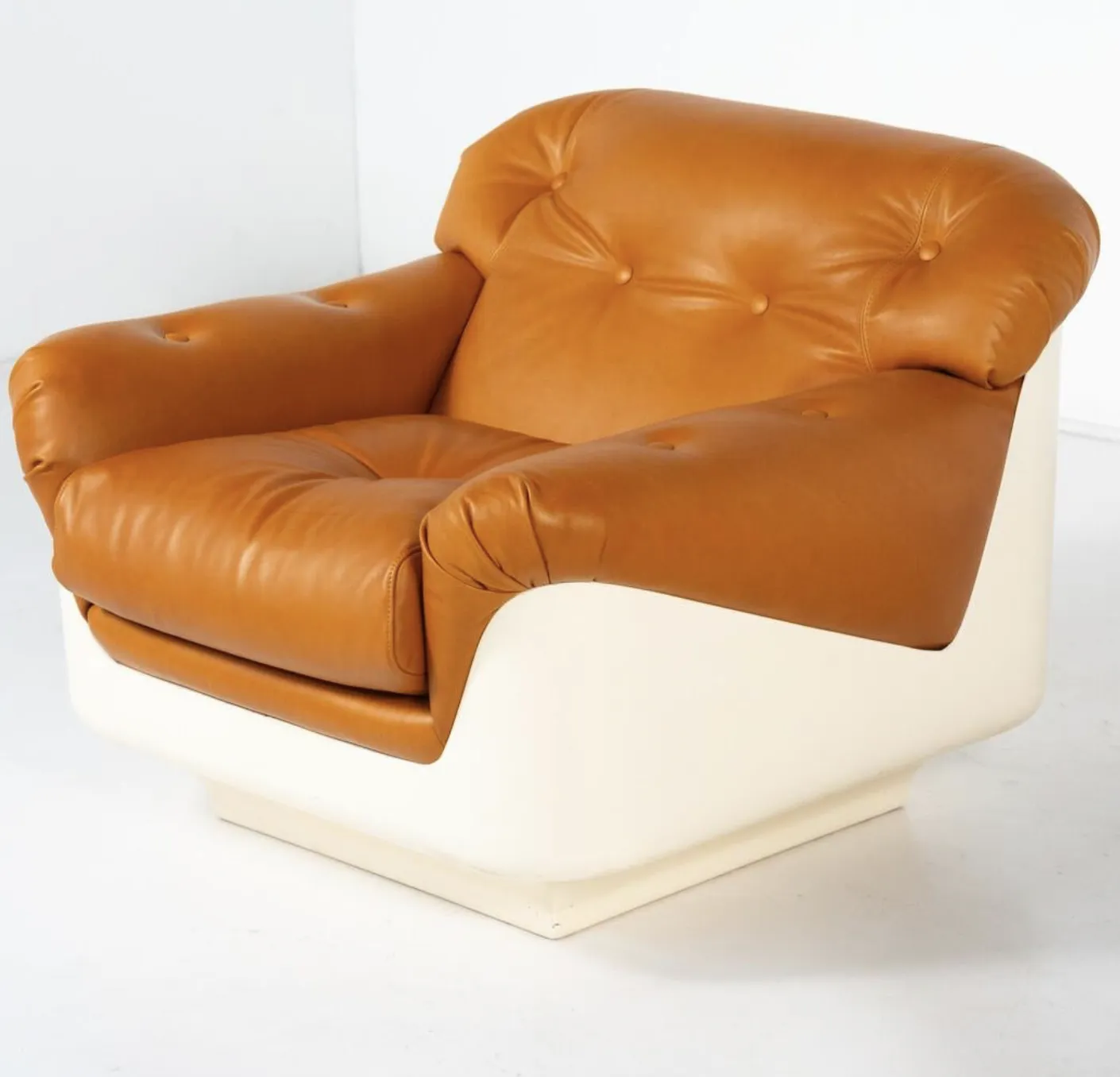 Pair Of Armchairs By Jorge Zalszupin, Fiberglass And Leather, 2 Pairs Available photo 7940.0