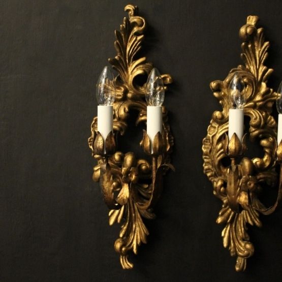 Florentine Pair Of Giltwood Antique Wall Lights photo furniture