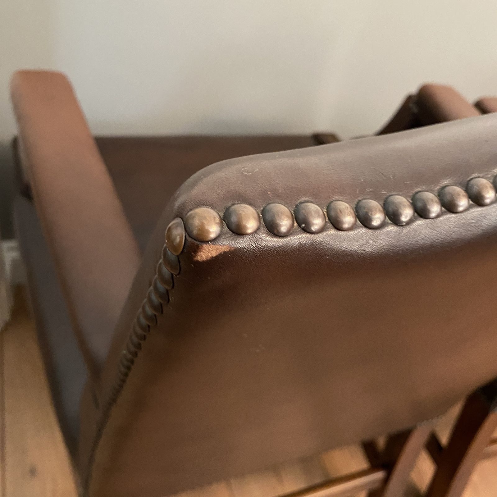 19th Century Antique Brown Leather Studded Gainsborough Caver Library Armchairs photo furniture