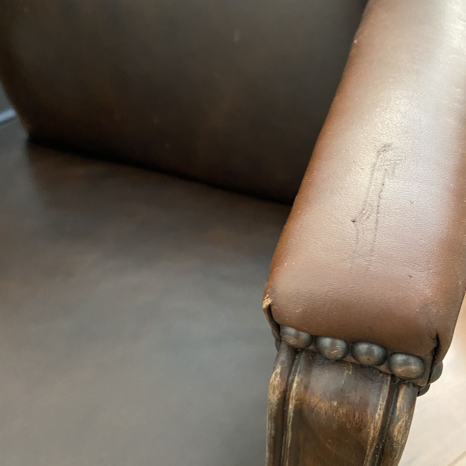 19th Century Antique Brown Leather Studded Gainsborough Caver Library Armchairs photo Furniture