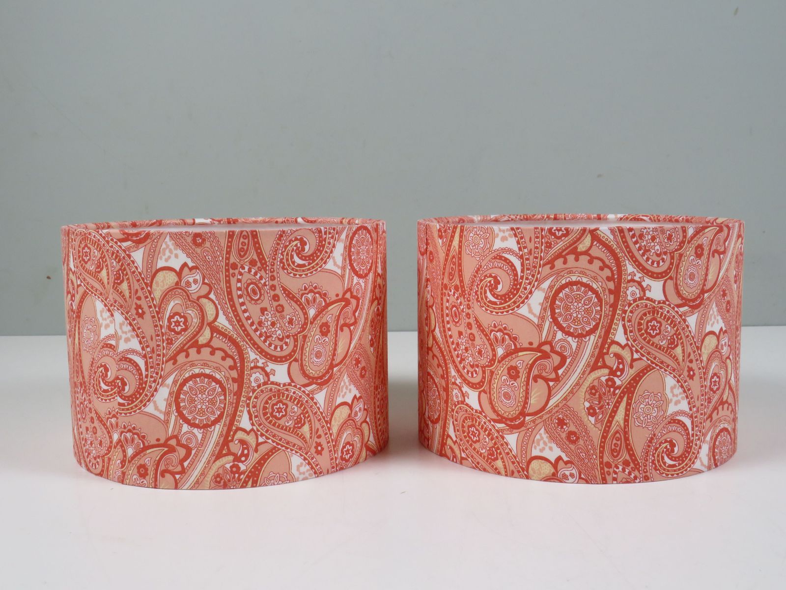 Set Of 2 Vintage Ceramic Bedside Lamps With Lampshades With Paisley Motif. photo furniture